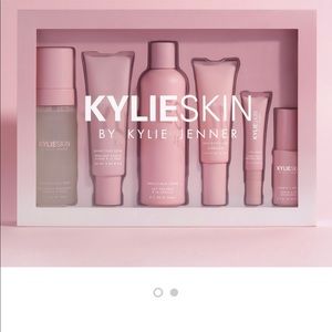 KylieSkin Set